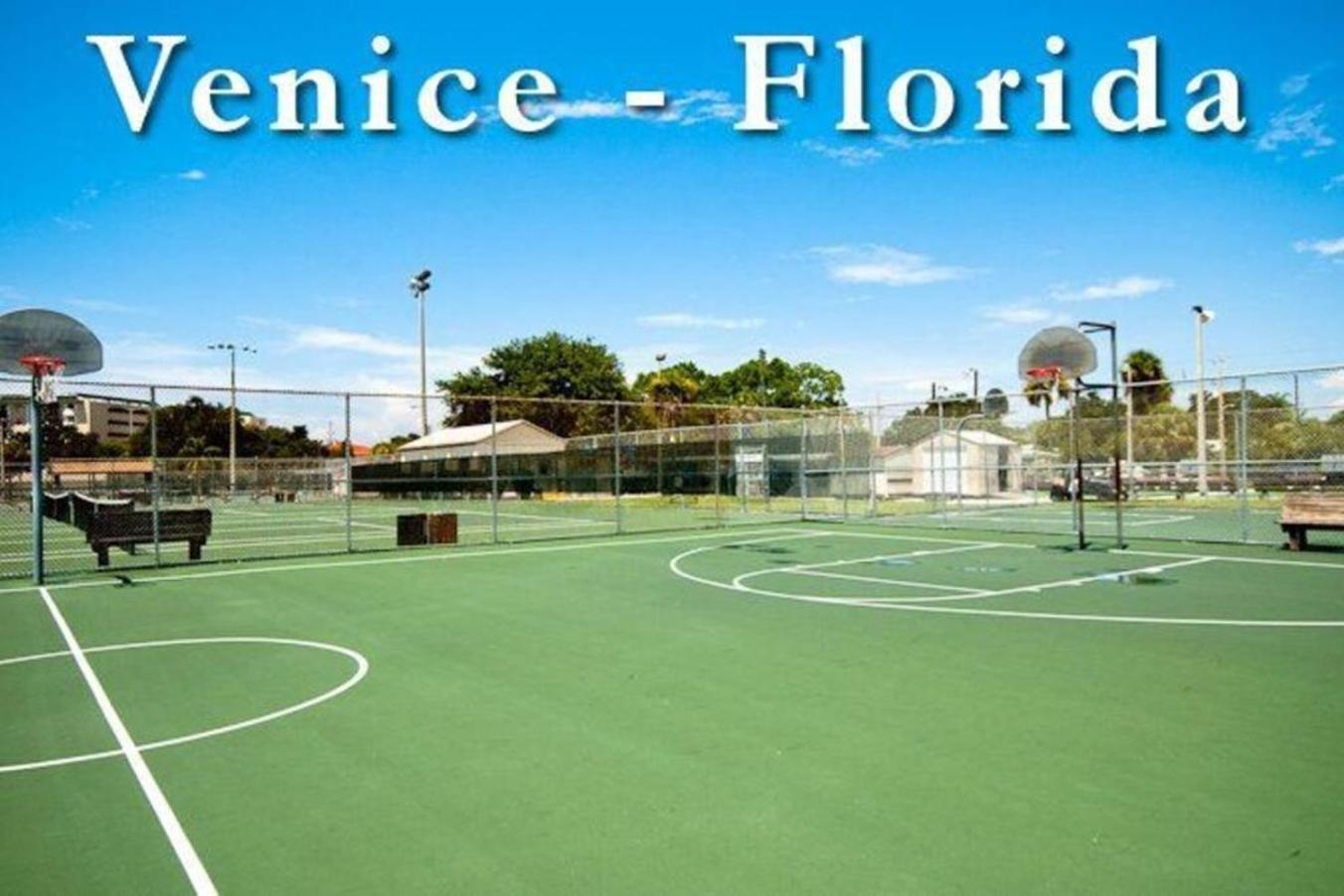 Great Shape After Milton-Pool Home Wows! Po Venice Eksteriør bilde