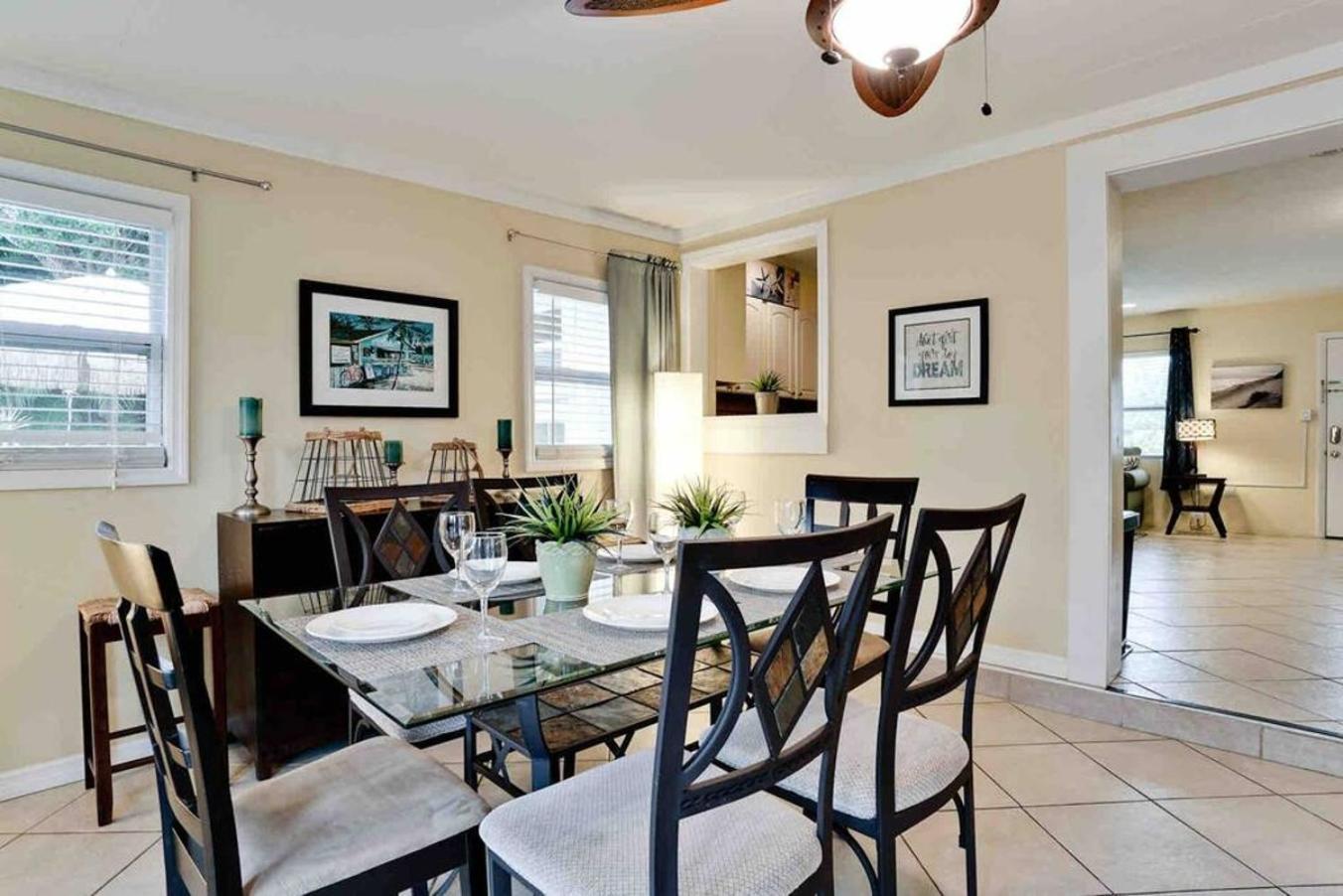 Great Shape After Milton-Pool Home Wows! Po Venice Eksteriør bilde